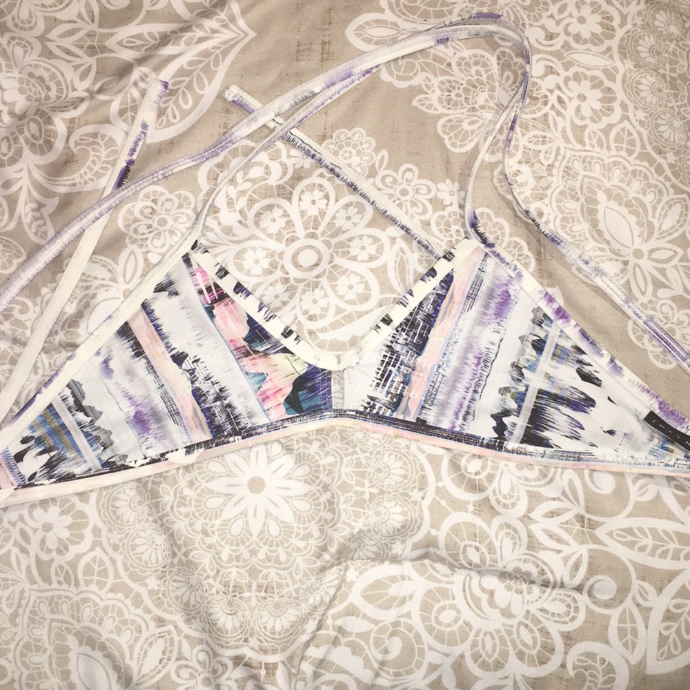 Jolyn vent top
